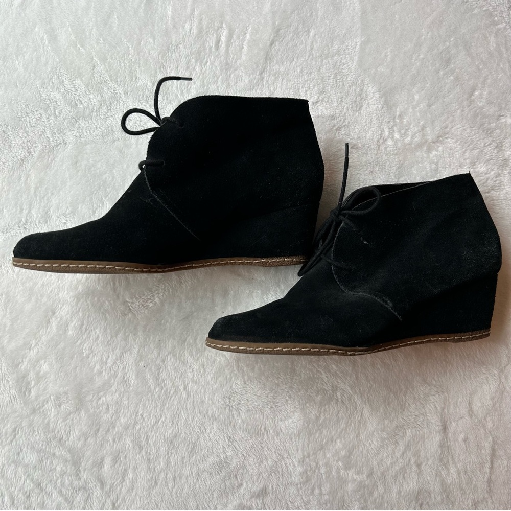 FRANCO SARTO BLACK SUEDE ANKLE BOOTIES